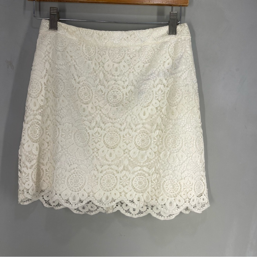New Hollister Mini Lace Skirt Women size 1